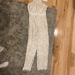 Lulu’s halter white jumpsuit size small